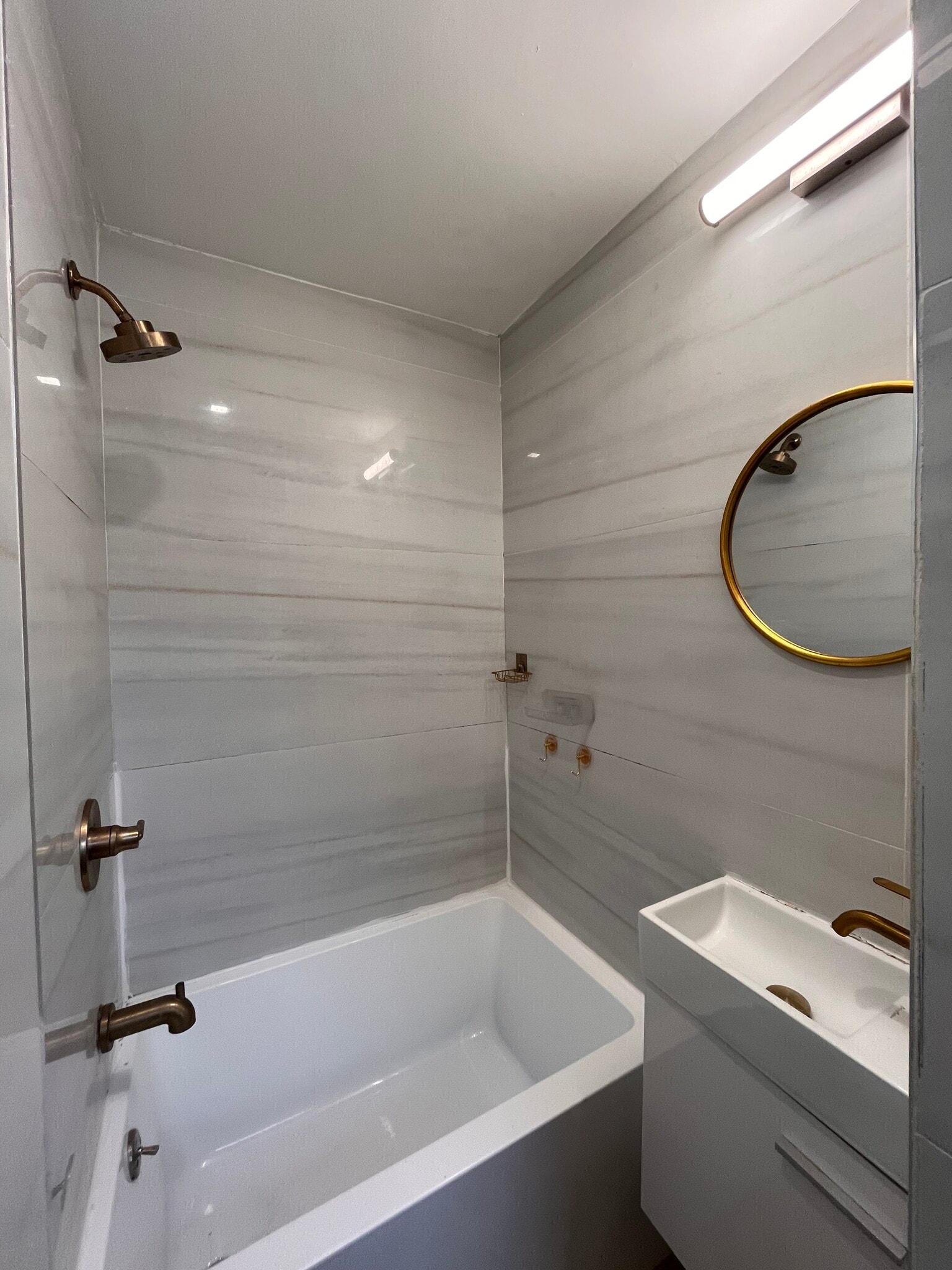 Remodel shower - 28 Dales Ave