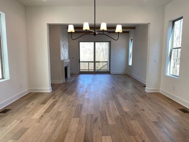 Building Photo - Beautiful New House in West Nashville - Hi...