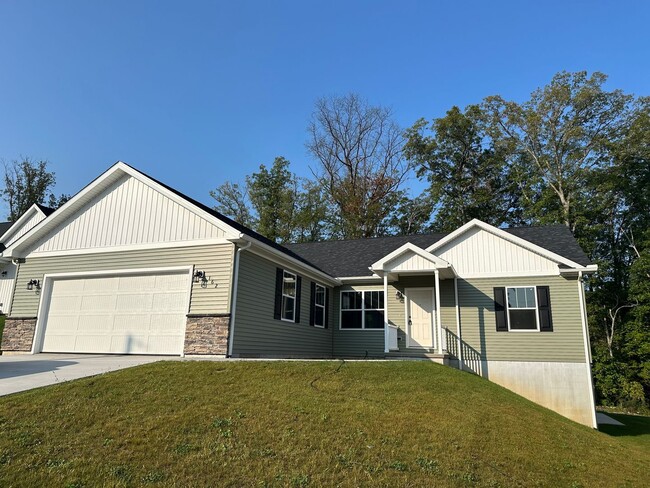 Building Photo - Available now! Brand new Boalsburg house f...