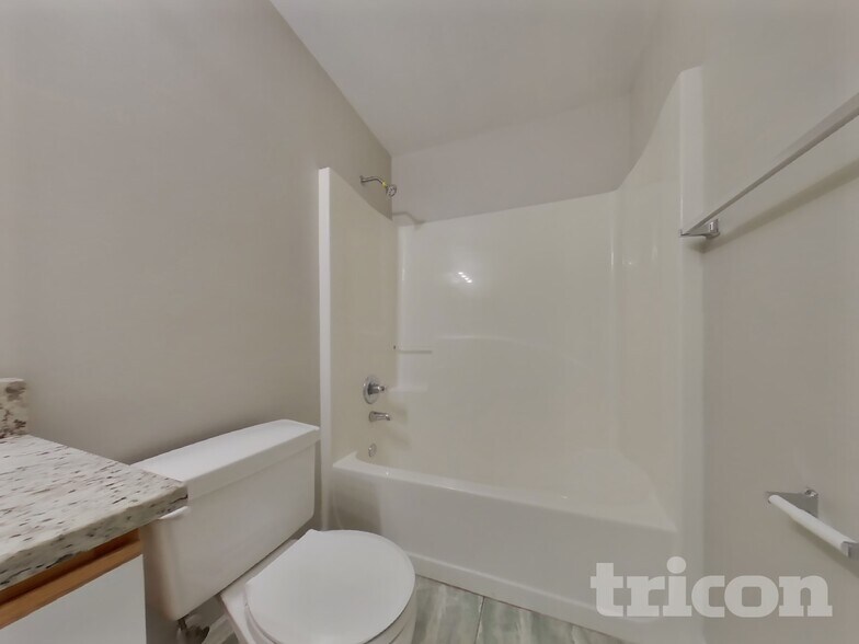 Building Photo - 228 Danville Dr