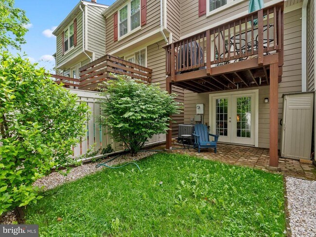 Building Photo - 1636 Fieldthorn Dr