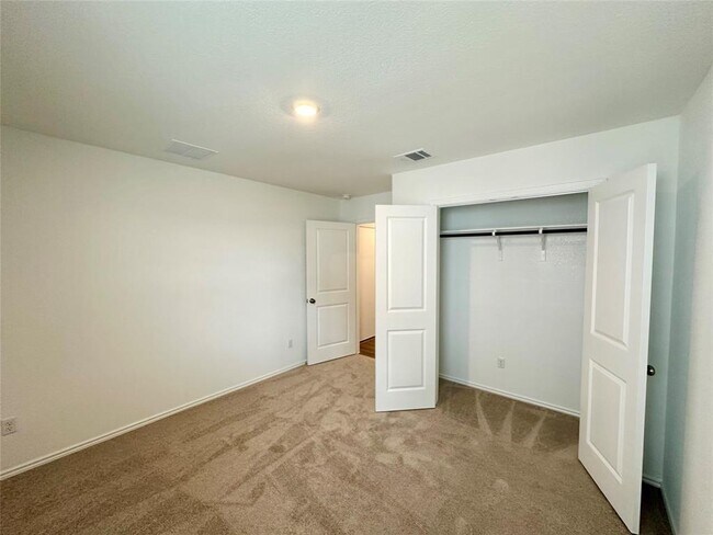 Building Photo - 160 Crawford