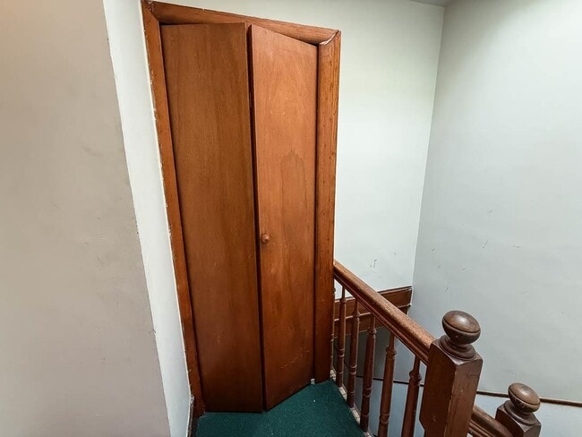 Building Photo - 90 Carlton Ave