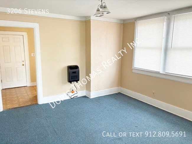Building Photo - 3206 Stevens St