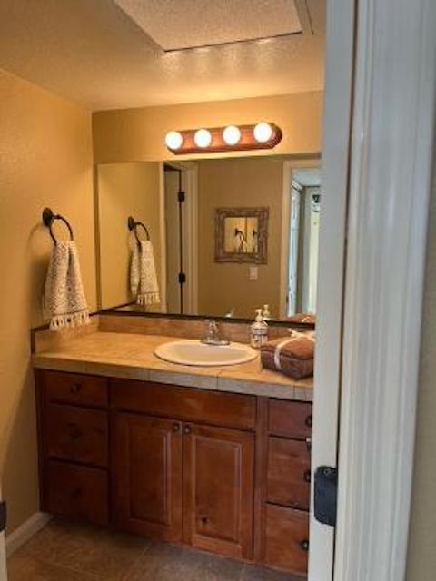 Building Photo - 6651 N Campbell Ave