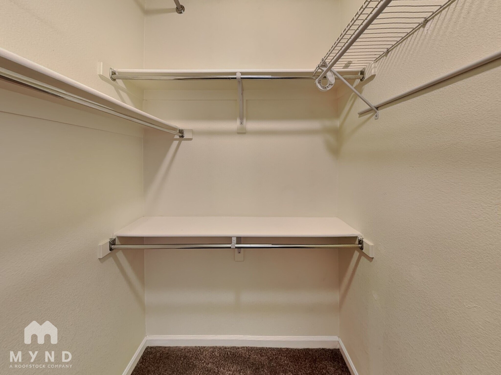 Building Photo - 803 E 98th Ave