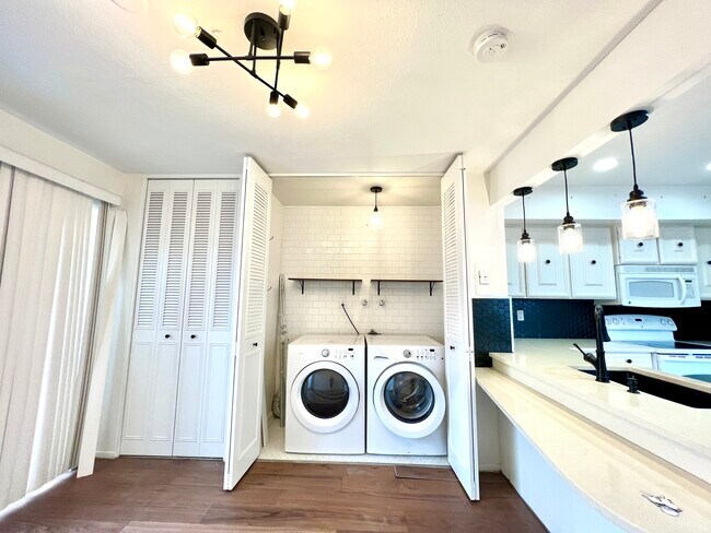 Laundry Area - 3268 S Oneida Way