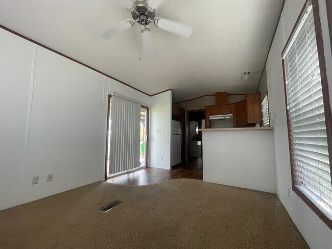 Building Photo - 7107 Kamas Ln