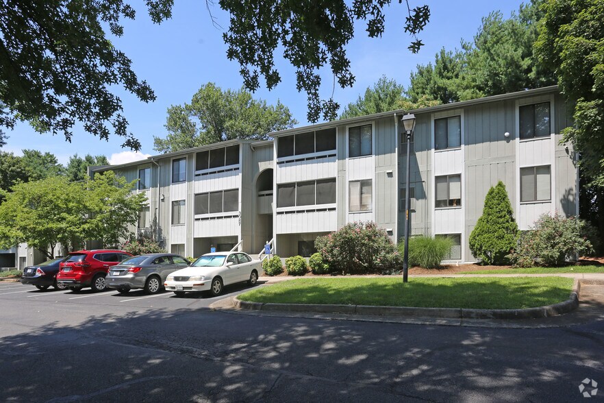 WestWind Apartment Homes 3030 Ordway Dr NW Roanoke VA 24017 Apartment Finder