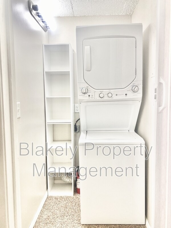 Building Photo - Quinella Ct, 5155
