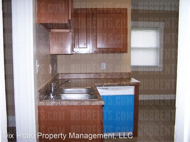 Building Photo - 3 br, 2 bath House - 116 Heaton Ave