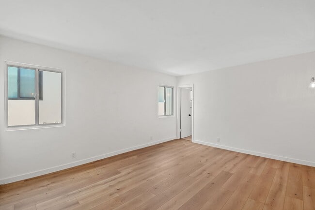 Building Photo - 845 20th St