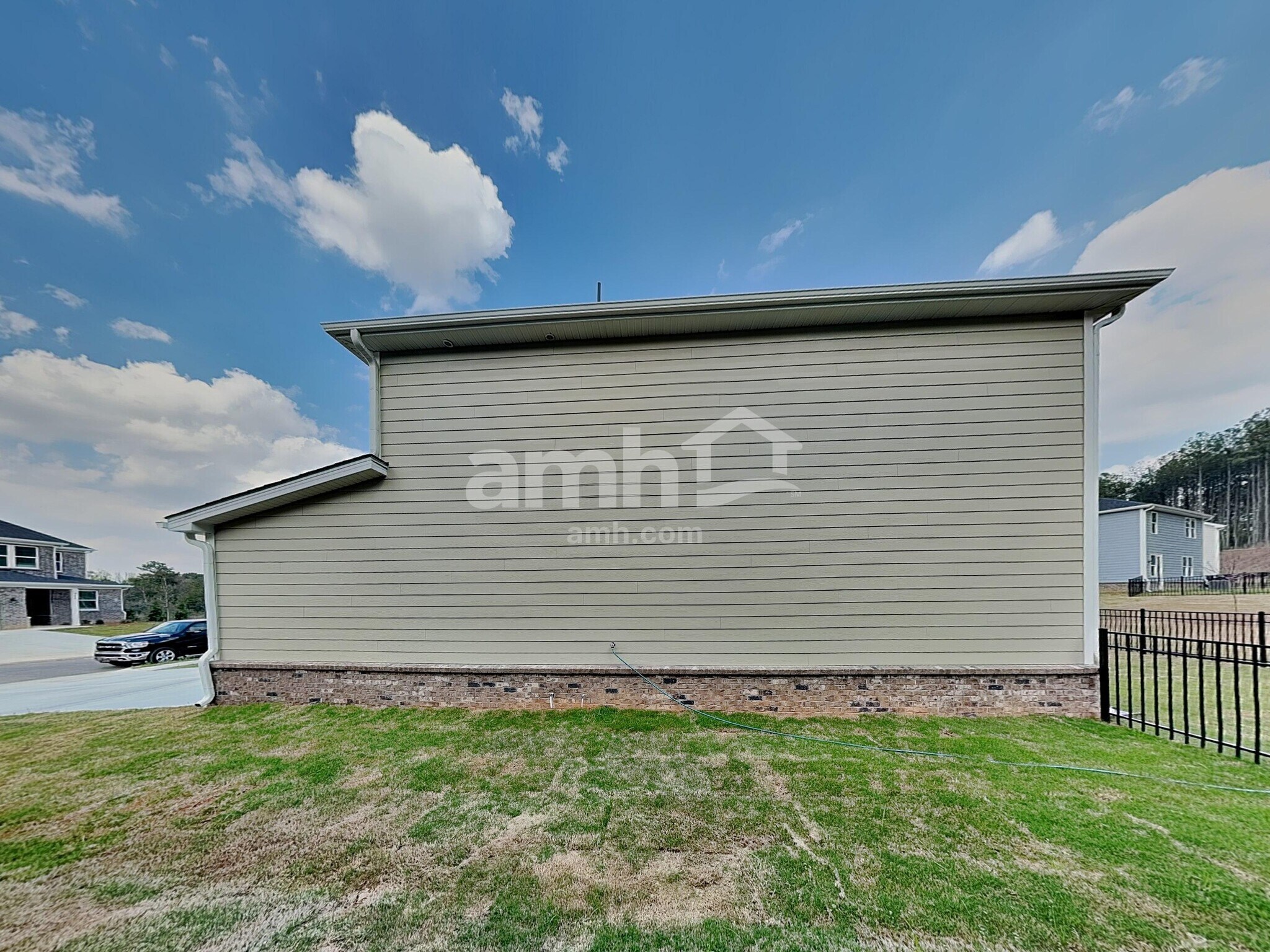 Building Photo - 945 Carnelian Ln