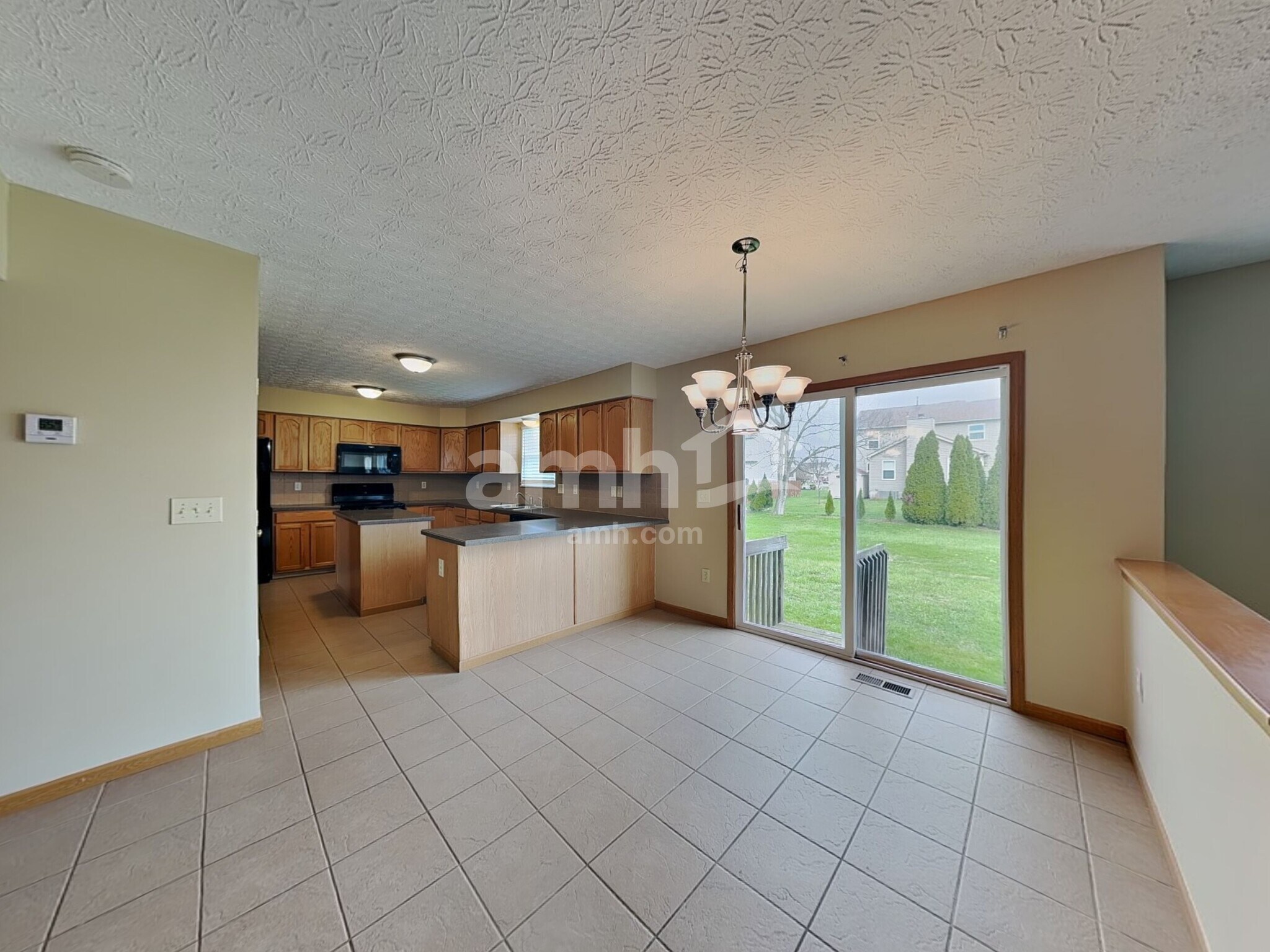 Building Photo - 4284 Promenade Ave