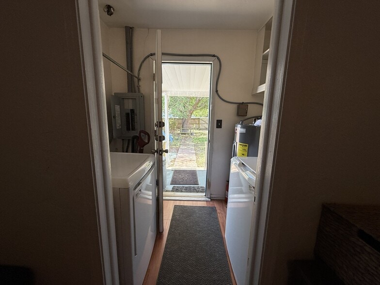 Utility to Backyard - 4128 12th Ave N