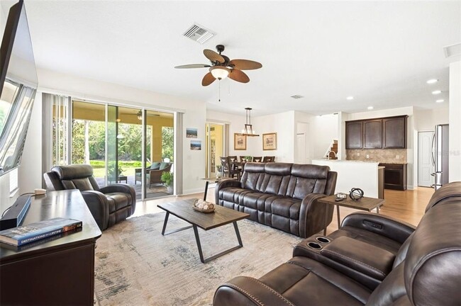 Building Photo - 2734 Silvermoss Dr