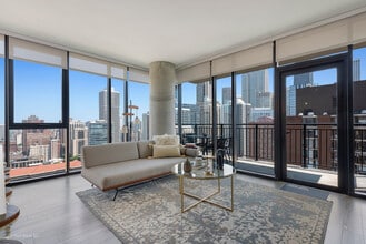 Building Photo - 1080 W Addison St