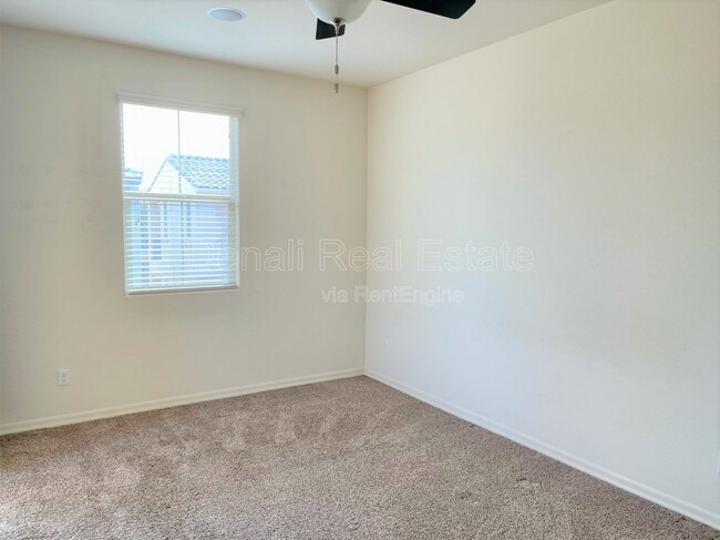 Building Photo - 17747 W Banff Ln