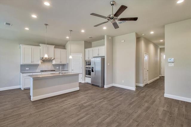 Building Photo - 2205 Blackcap St