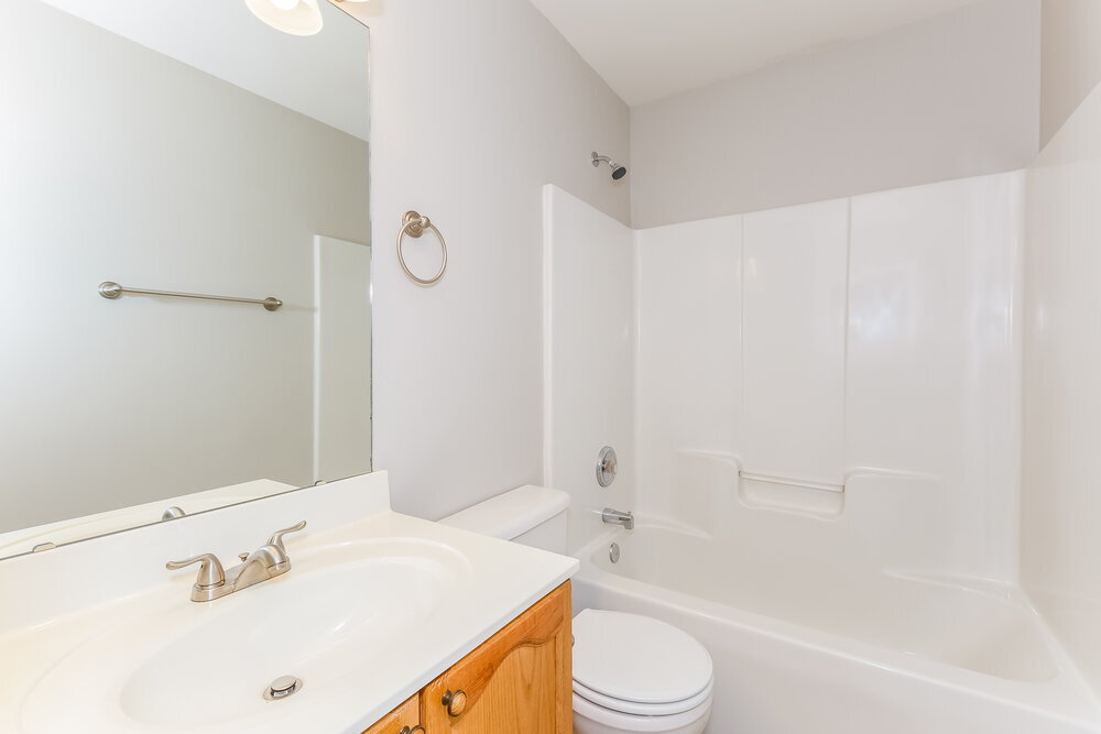 Building Photo - 5238 Courtfield Dr