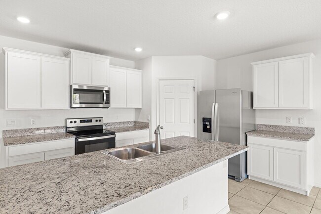 Building Photo - 2053 Farmhouse Rd SE