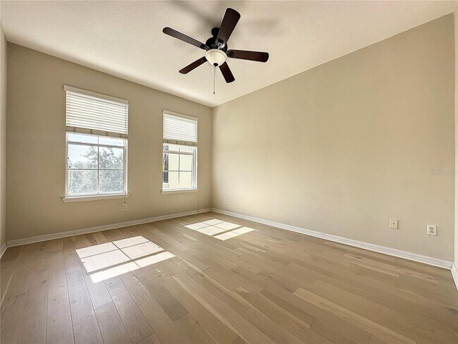 Building Photo - 11564 Mizzon Dr