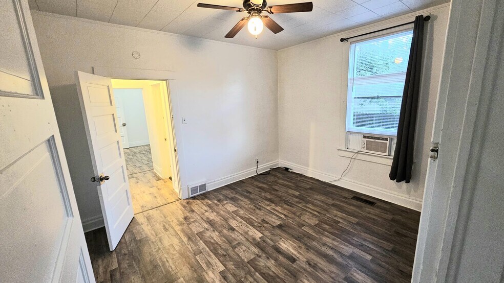 Building Photo - 1219 Berkley Ave