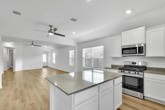 Building Photo - 4240 Rimrock Rose Ln