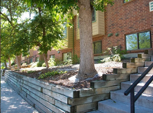 Building Photo - 2 Bedroom 1 Bath with Loft Available NOW!!...