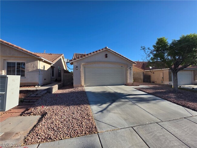 Building Photo - 626 Palmwood Ln