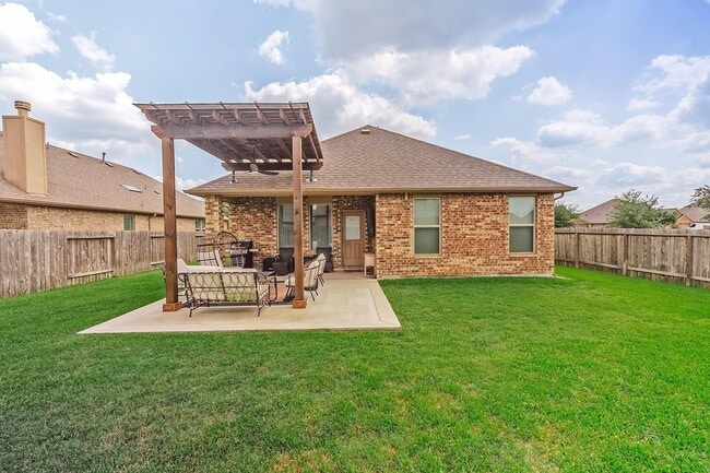 Building Photo - 23426 Tirino Shores Dr