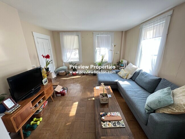 Building Photo - 99 Jackson Rd