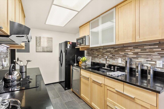 Building Photo - 20720 4th St