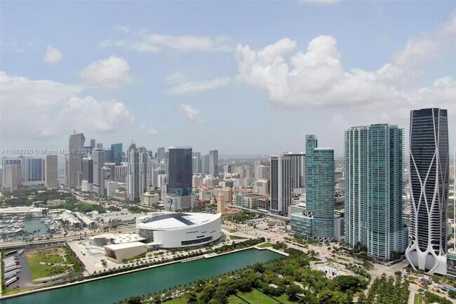 Building Photo - 888 Biscayne Blvd
