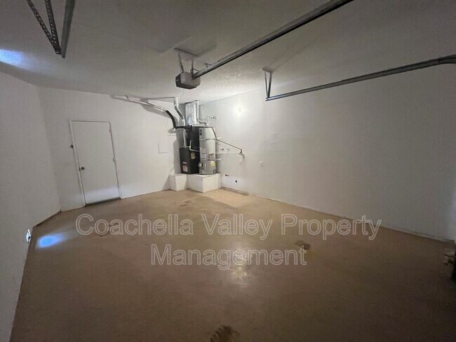 Building Photo - 32205 Cielo Vista Rd