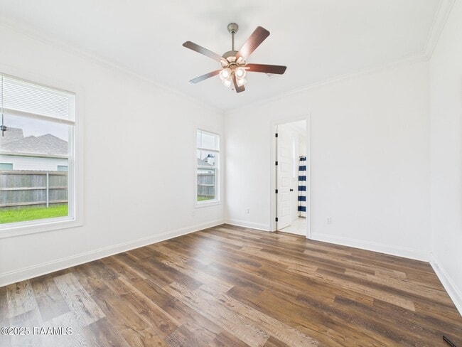 Building Photo - 108 Easy Rock Landing Dr
