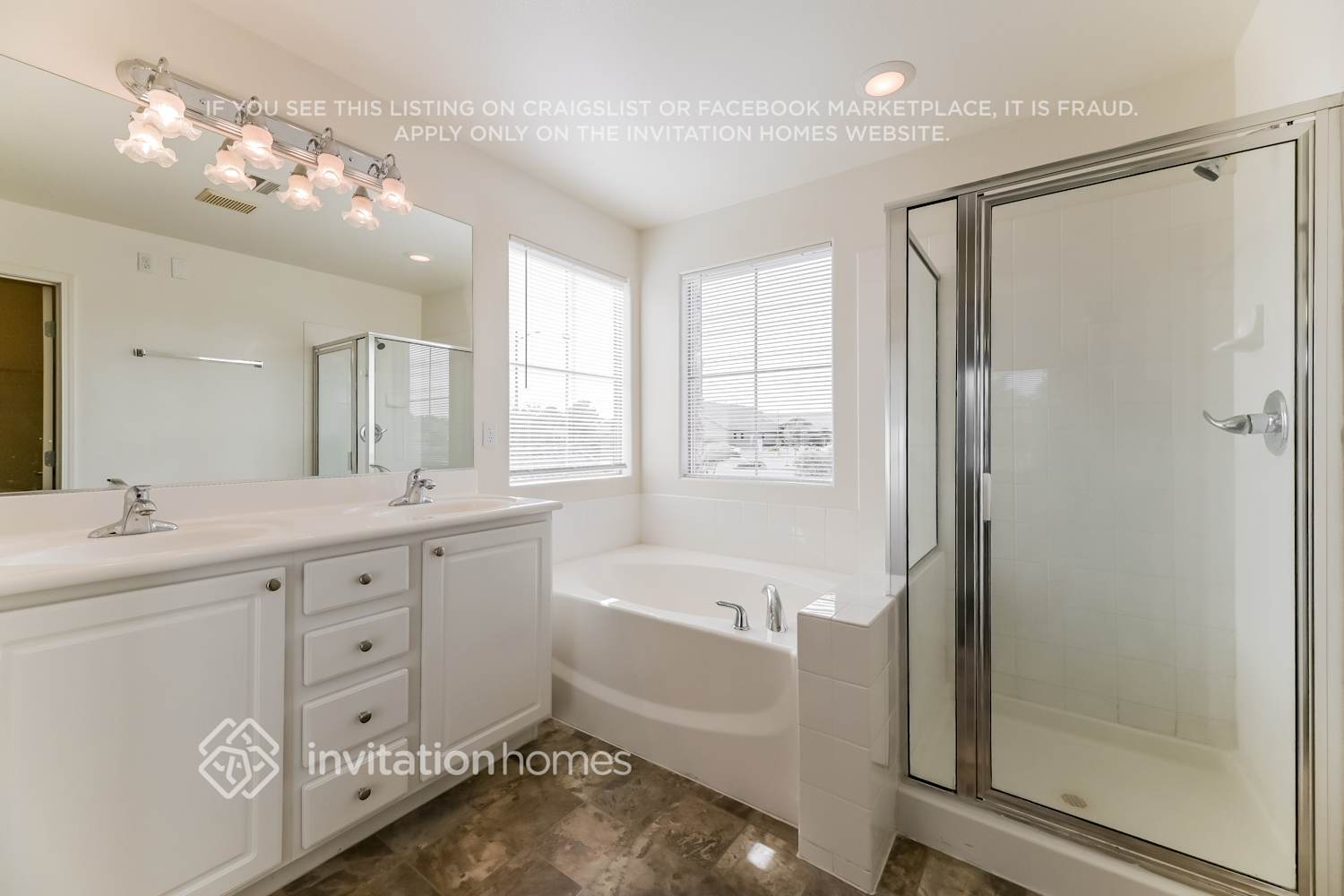 Building Photo - 1290 Cornet St