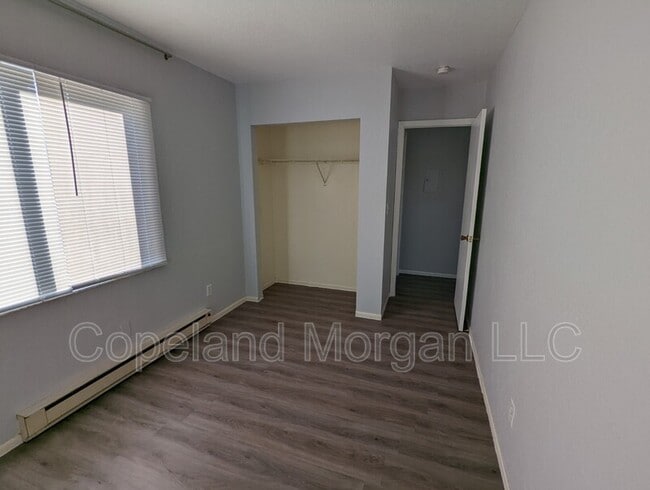 Building Photo - 4925 2nd Ave S