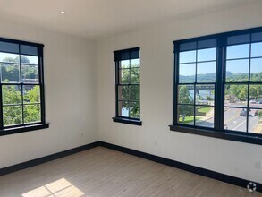 Building Photo - Stunning views from SE corner 2-bedroom ap...