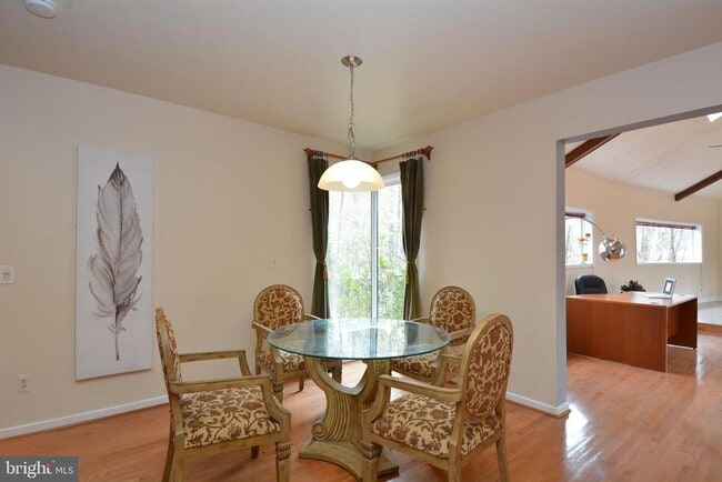 Building Photo - 8421 Alvin Rd