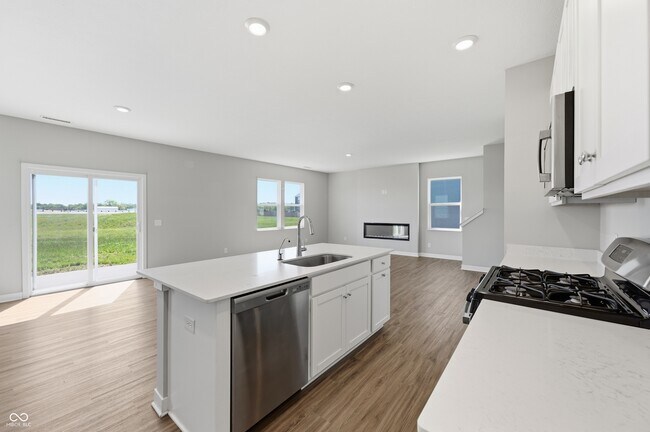 Building Photo - 221 Switchgrass Ln