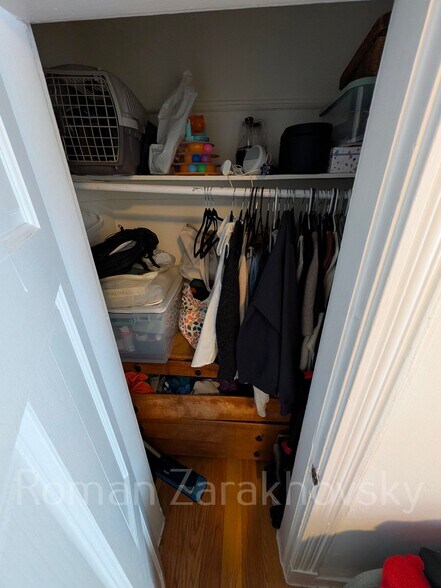 Building Photo - 74 Brainerd Rd