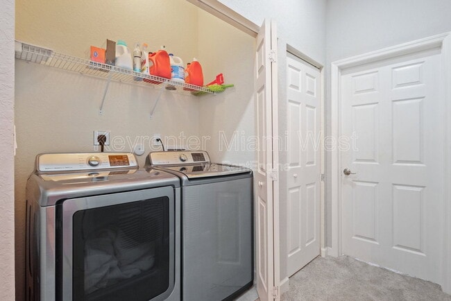 Building Photo - 22387 SW 89th Ave