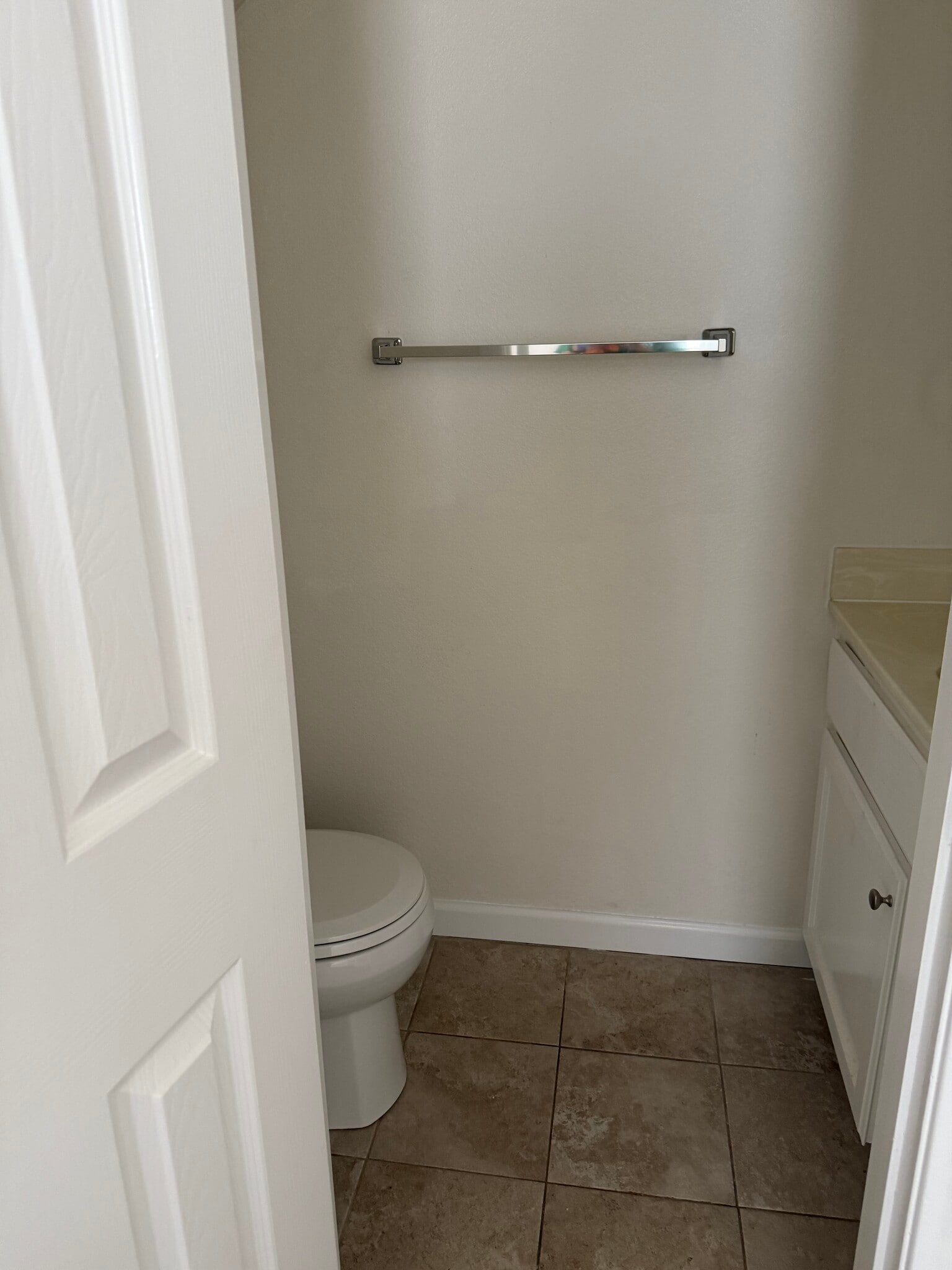 1/2 bath - 11710 Walcroft St