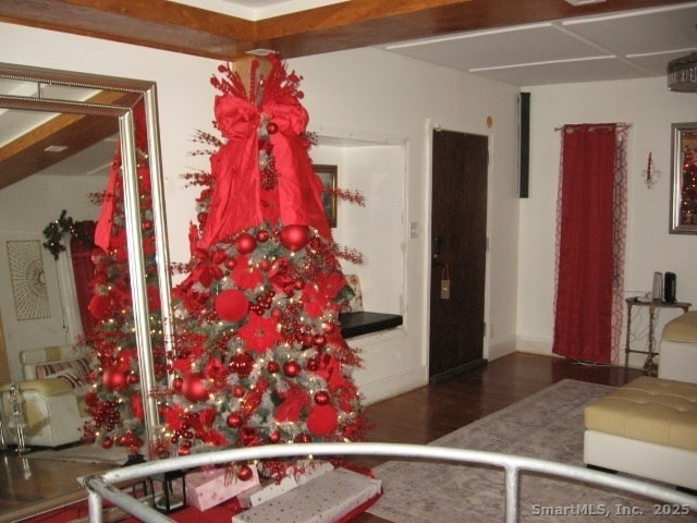 Building Photo - 105 Edin Ave