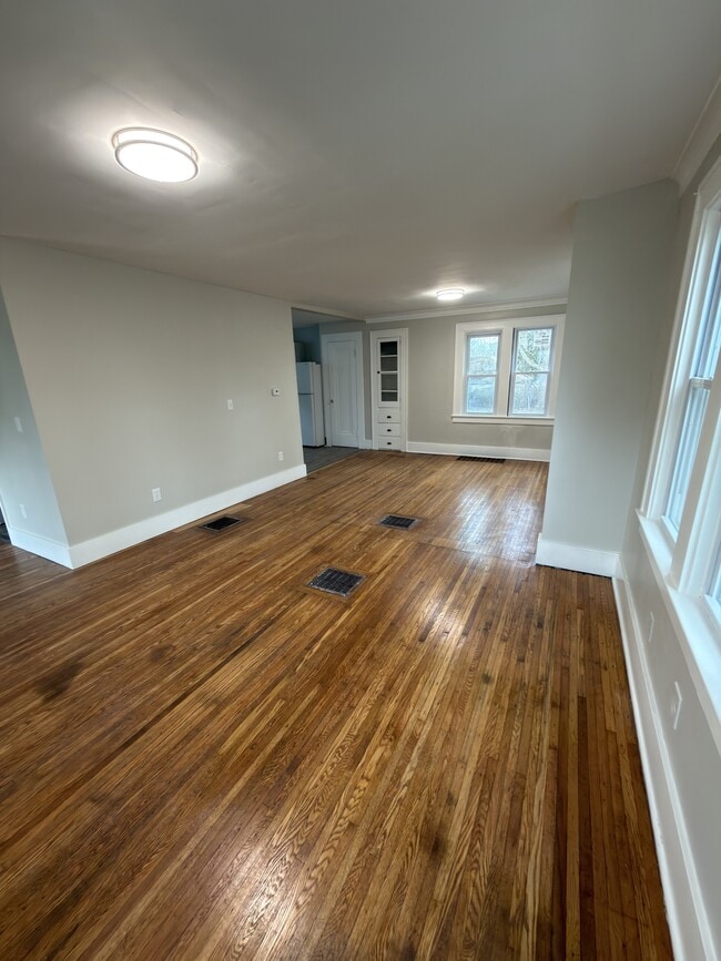 Building Photo - 108 Wetmore Park