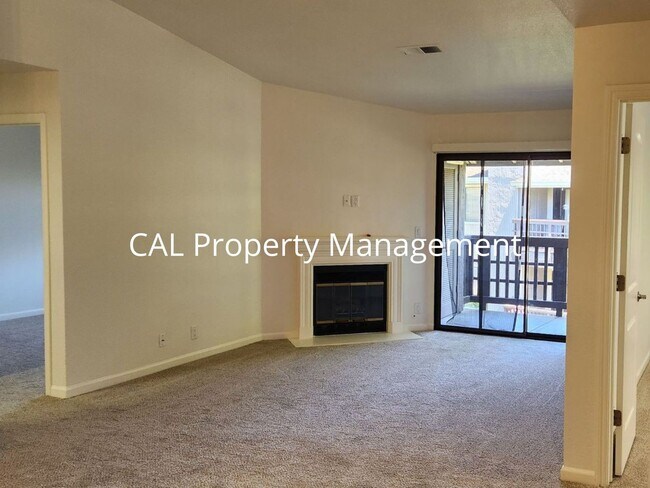 Building Photo - Upper-Level 2 Bed / 2 Bath Condo in Gated North Salinas Community | 932 sq ft