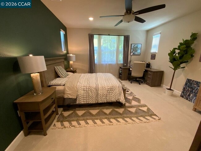 Building Photo - 472 Persimmon Common