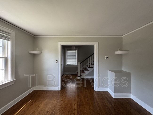 Building Photo - 310 Yeardley Ave