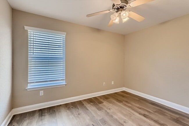 Building Photo - 12203 Presidio Path